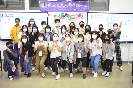 [TTHN] 2022/10/03 SINH VIÊN NƯỚC NGOÀI VÀ TNV CÙNG NHAU GẶP MẶT圖片